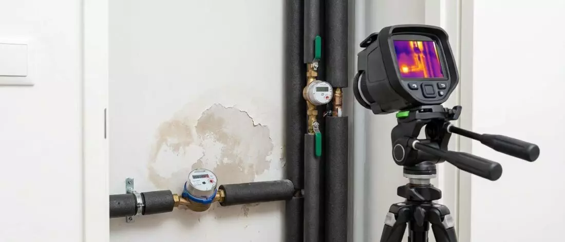 7 tips om een waterlek in een leidingkoker sneller te lokaliseren. 7 tips om een waterlek in een leidingkoker sneller te lokaliseren