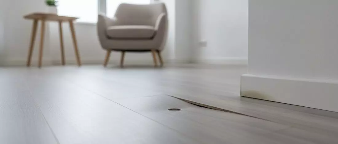 Hoe ontdek je een vloerlek in een praktijkruimte met vloerverwarming en pvc vloer? Wat is een vloerlek in een praktijkruimte met vloerverwarming en pvc vloer