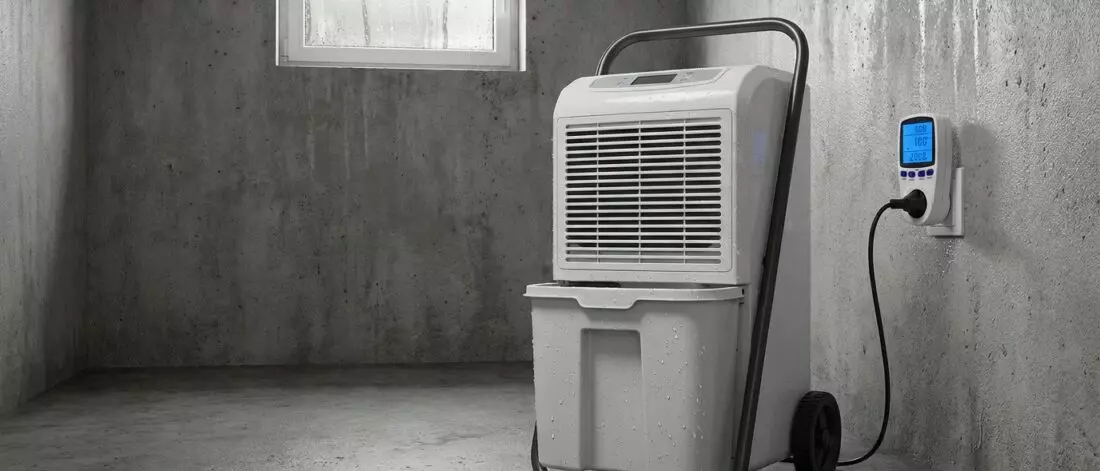 Hoeveel energie verbruikt een luchtontvochtiger in een vochtige ruimte?
