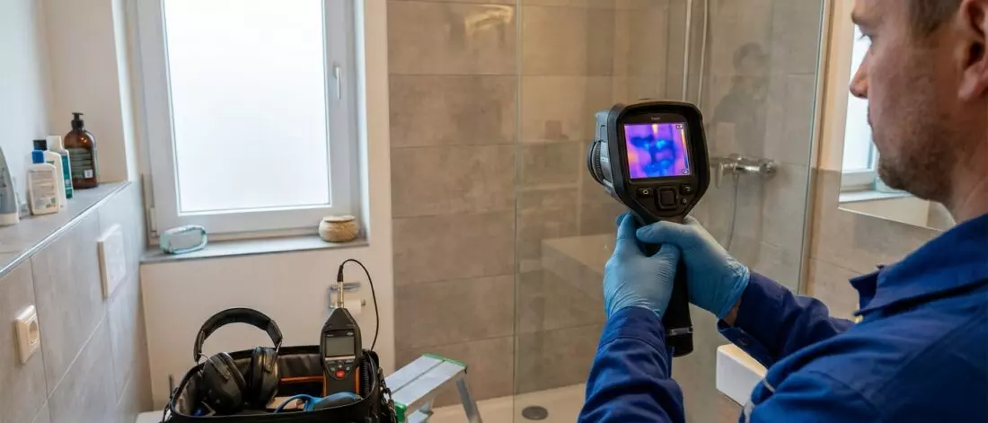 Welke technologie werkt het best voor lekdetectie in appartementen?